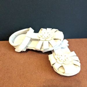 Toddler girls white sandals size 7
